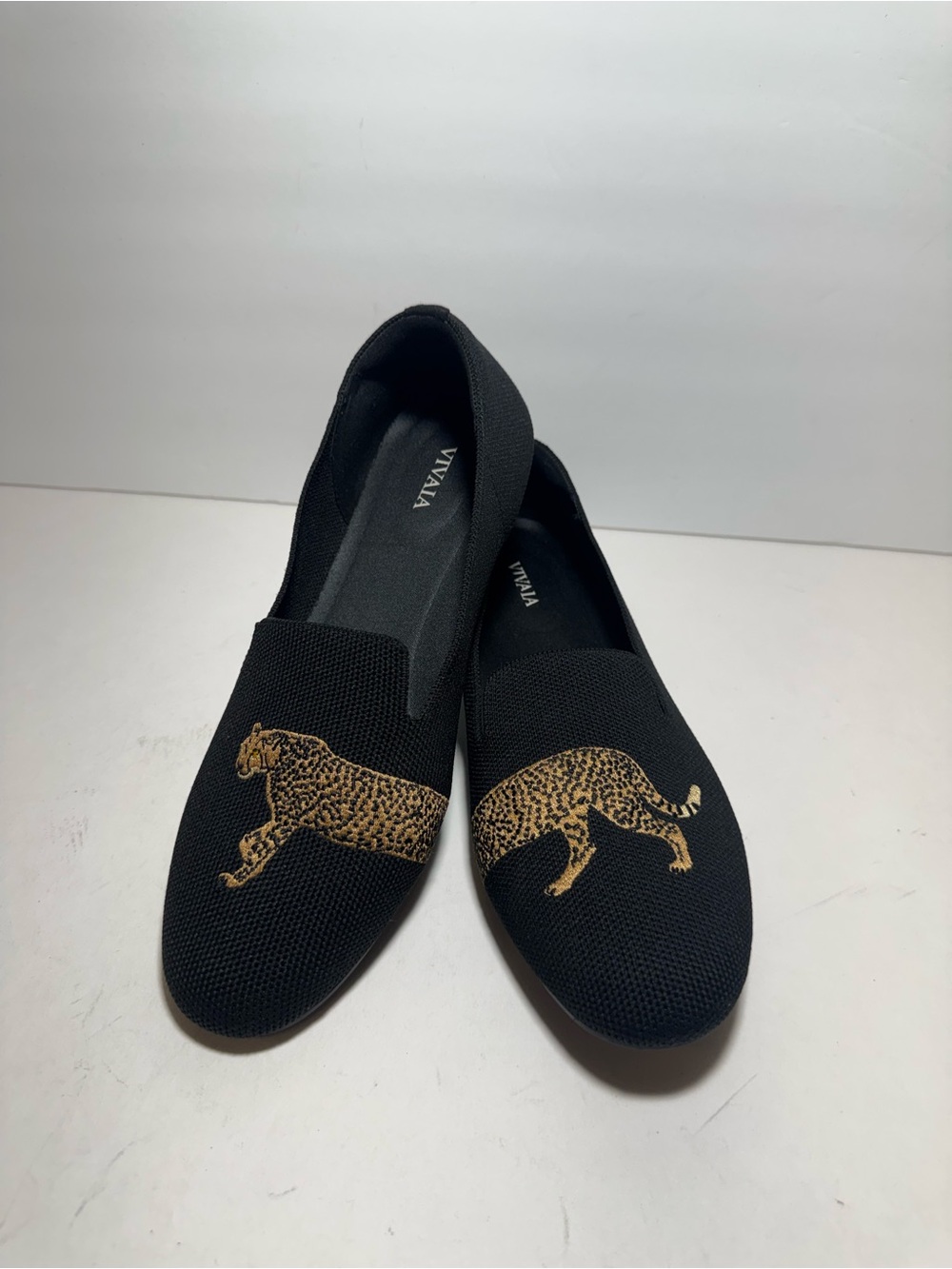 Vivaia Audrey Round-Toe Embroidered Leopard knit Black Flats Loafers Size 9 - Picture 2 of 15